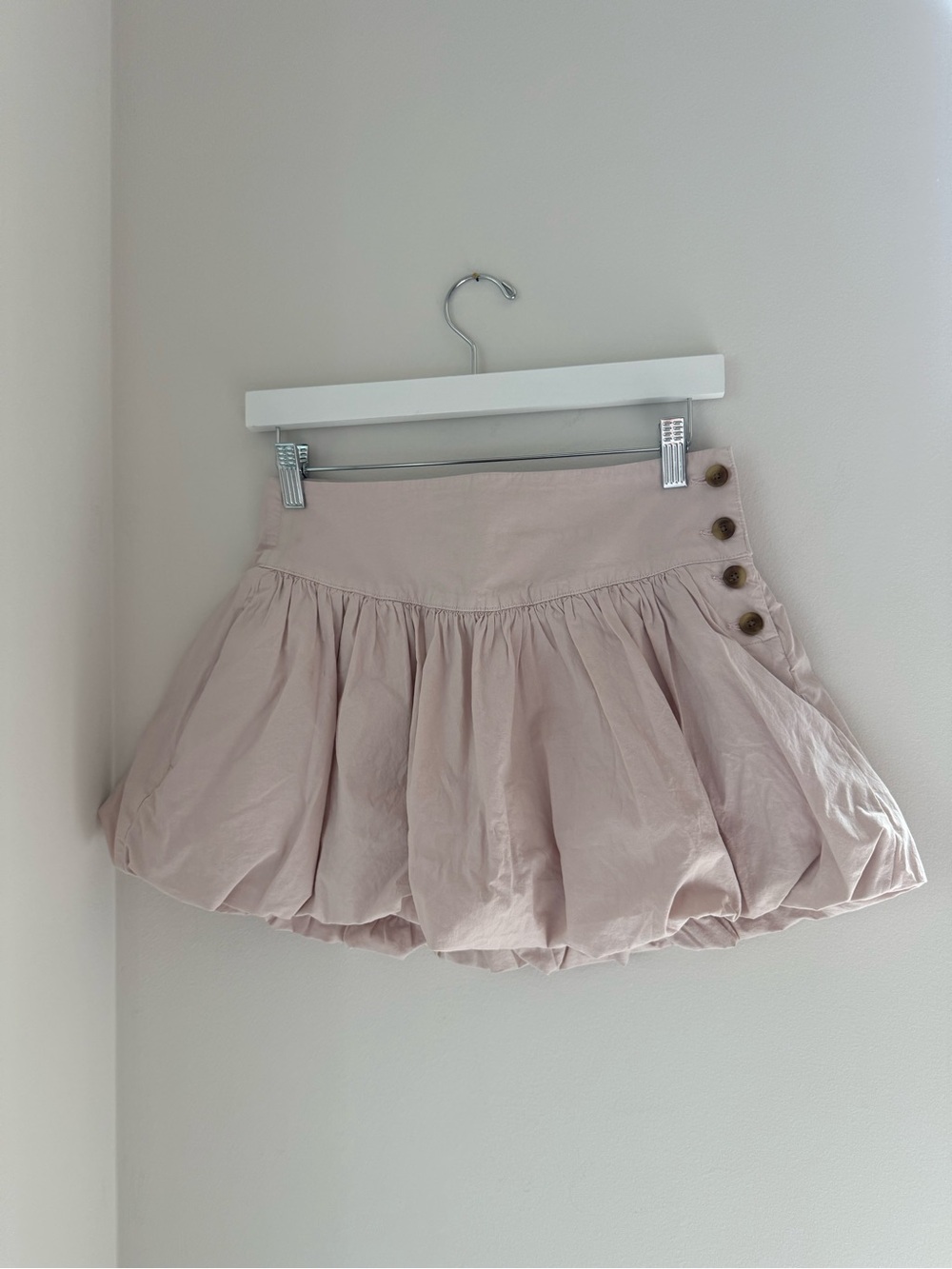 AE Bubble Mini Skirt in Light Pink